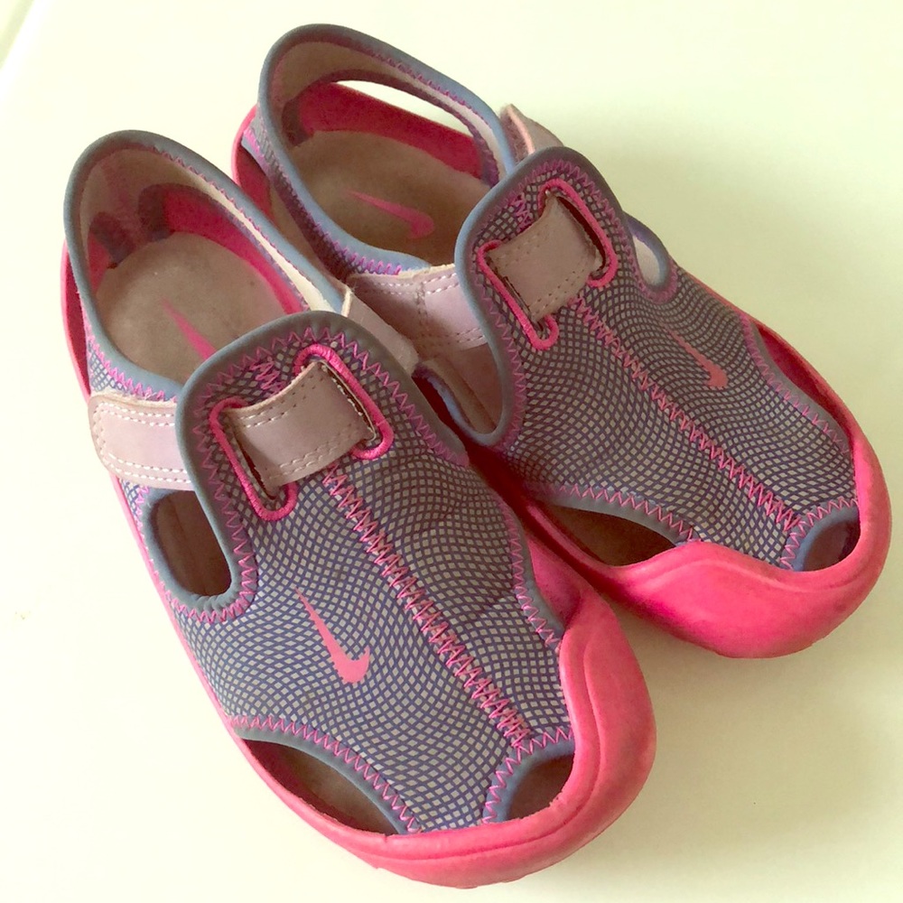 Girls Nike sandals